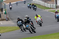 Vintage-motorcycle-club;eventdigitalimages;mallory-park;mallory-park-trackday-photographs;no-limits-trackdays;peter-wileman-photography;trackday-digital-images;trackday-photos;vmcc-festival-1000-bikes-photographs